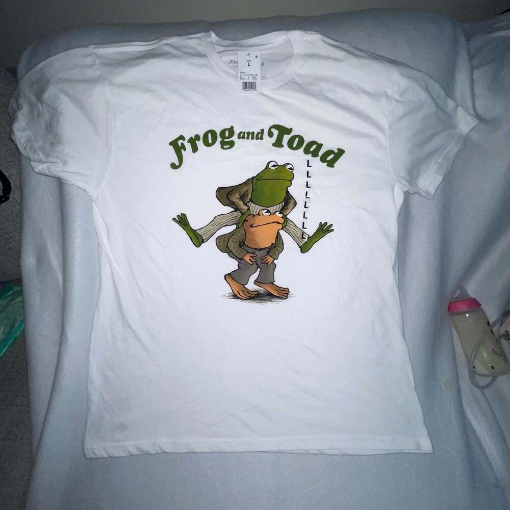 Frog and Toad Together Graphic T-Shirt White Size L Classic Book Lovers Tee